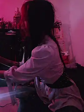 carolinerue online show from 12, 3, 2026