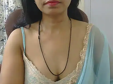 MISS SOMIYA online show from 25, 4, 2026