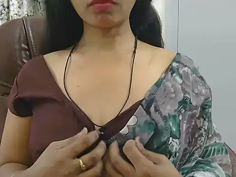 MISS SOMIYA online show from 7, 5, 2026