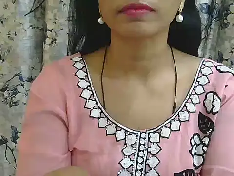 MISS SOMIYA online show from 3, 8, 2026