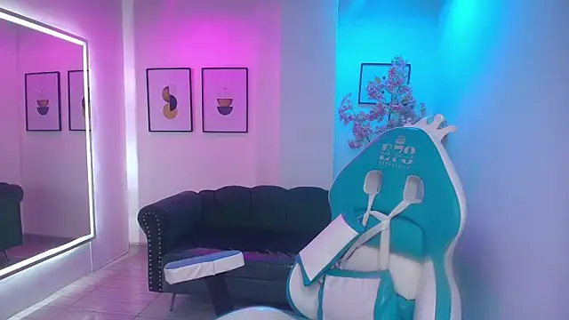 Black roseee online show from 28, 4, 2026