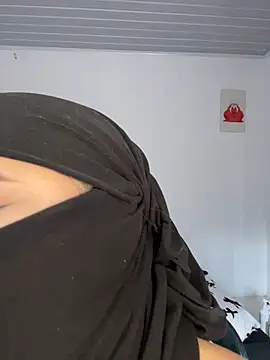 Snapshot of rhizanthella_ chatting on 5, 12, 2025 rhizanthella online show from 5, 12, 2025