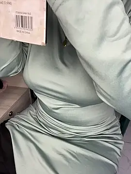 Snapshot of rhizanthella_ chatting on 16, 1, 2026 rhizanthella online show from 16, 1, 2026