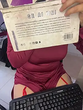 Snapshot of rhizanthella_ chatting on 7, 2, 2026 rhizanthella online show from 7, 2, 2026