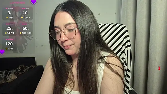 Snapshot of valentinauwu chatting on 28, 11, 2025 valentinauwu online show from 28, 11, 2025