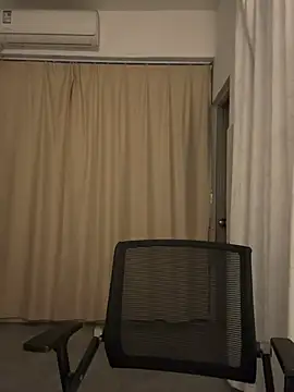 Snapshot of wly2028 chatting on 11, 1, 2026 wly2028 online show from 11, 1, 2026