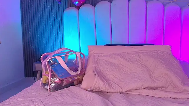 abbyrouss  online show from 23, 2, 2026