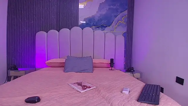 abbyrouss  online show from 25, 4, 2026