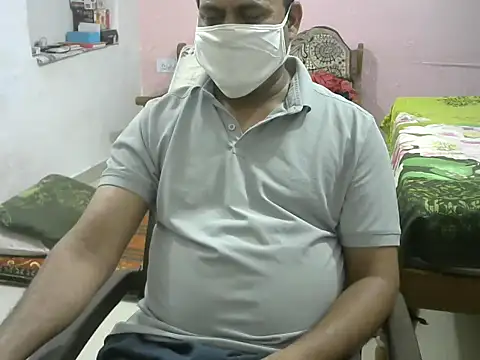 Famit025 online show from 12, 4, 2026