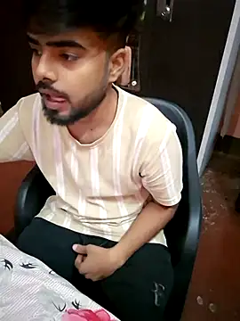 soniriyaa010101 online show from 22, 4, 2026