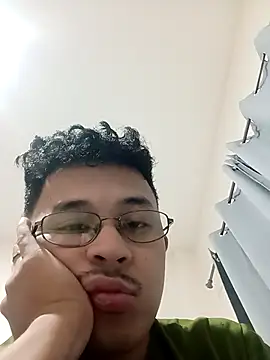 itsyour Asianboy15 online show from 15, 4, 2026