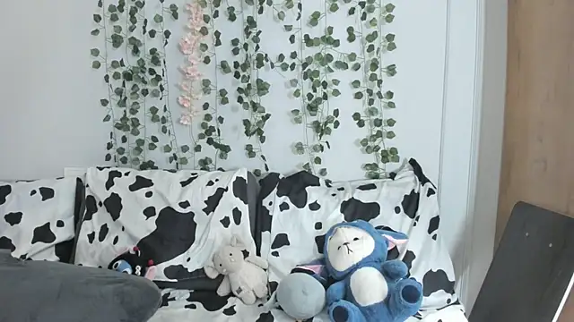 heexhia online show from 11, 10, 2025