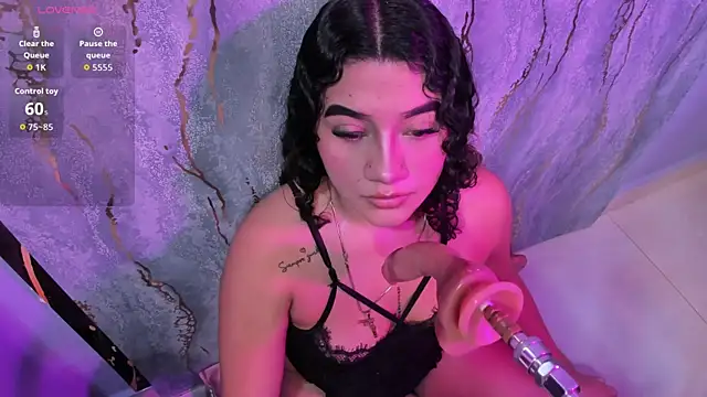 Snapshot of mia_cataleiya chatting on 23, 10, 2025 mia cataleiya online show from 23, 10, 2025