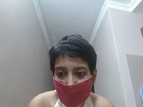 Snapshot of suzen_night chatting on 28, 11, 2025 suzen night online show from 28, 11, 2025