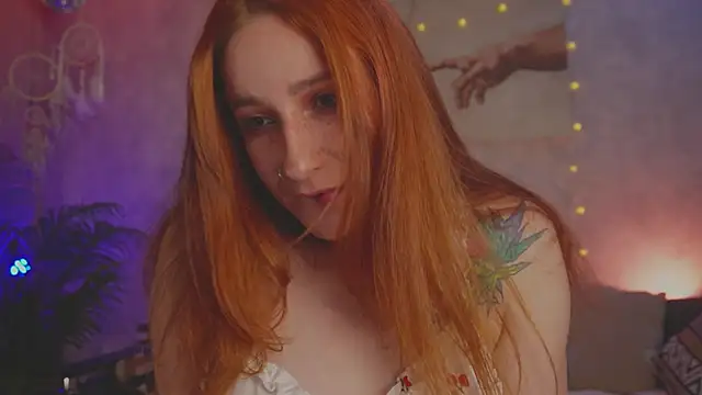 Snapshot of Charming_winky chatting on 12, 9, 2025 Charming winky online show from 12, 9, 2025