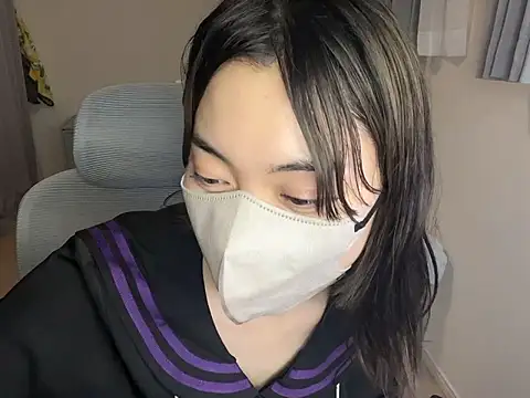 Snapshot of naginagisan chatting on 3, 6, 2026 naginagisan online show from 3, 6, 2026