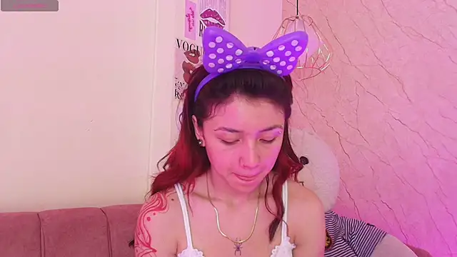 april bennett online show from 29, 9, 2025