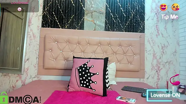 Caroline daring online show from 29, 9, 2025