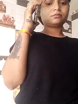 Hot-Pooja25 online show from 26, 4, 2026