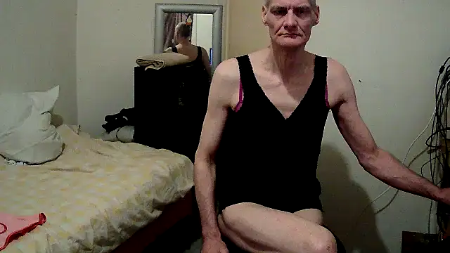 Snapshot of hobybobbi chatting on 25, 9, 2025 hobybobbi online show from 25, 9, 2025