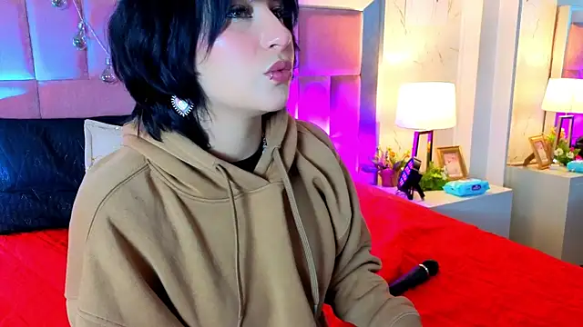 Snapshot of RobinBennett chatting on 18, 5, 2026 RobinBennett online show from 18, 5, 2026