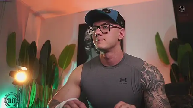 Thomas Falcon online show from 23, 11, 2025