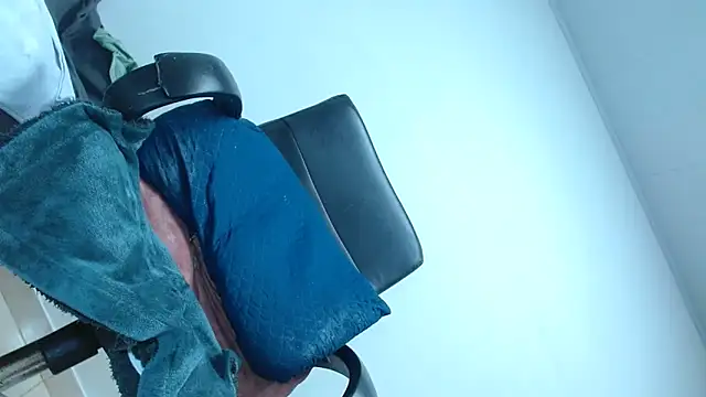 Nataly Burning online show from 8, 4, 2026