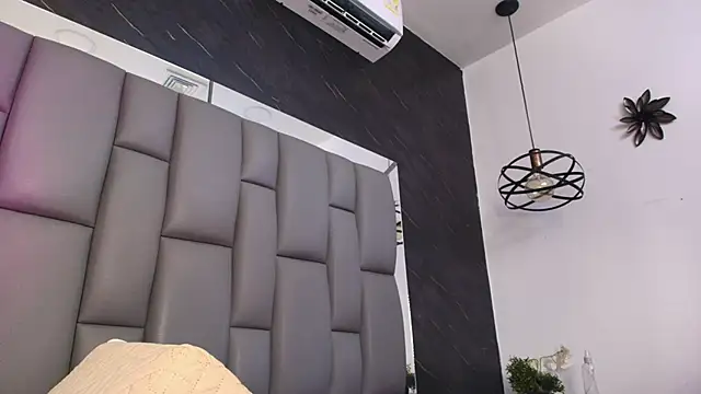 kissme luna online show from 14, 2, 2026