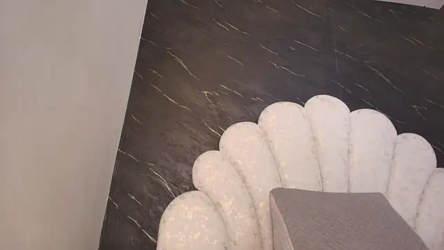 kissme luna online show from 21, 4, 2026