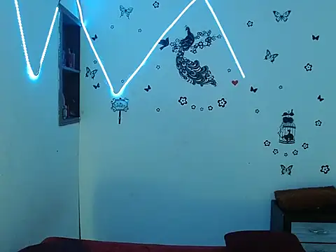 Snapshot of Mia2xsmith chatting on 5, 11, 2025 Mia2xsmith online show from 5, 11, 2025