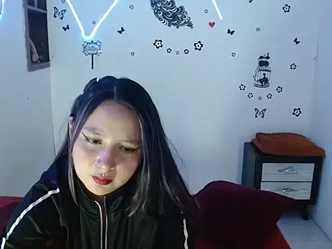 Snapshot of Mia2xsmith chatting on 9, 11, 2025 Mia2xsmith online show from 9, 11, 2025