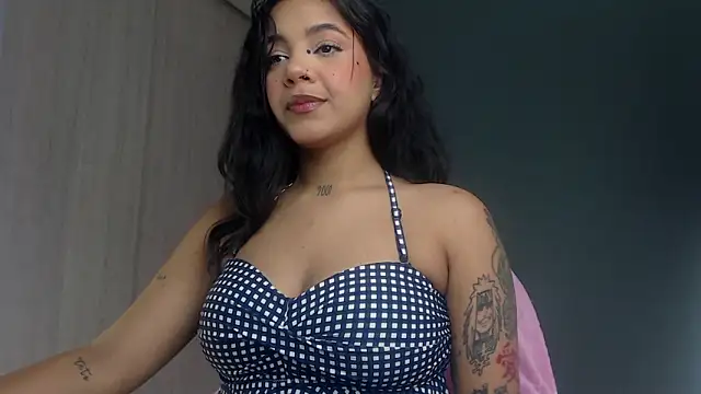 Snapshot of ObeyVal chatting on 26, 9, 2025 ObeyVal online show from 26, 9, 2025