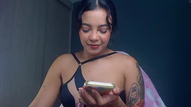 Snapshot of ObeyVal chatting on 1, 10, 2025 ObeyVal online show from 1, 10, 2025