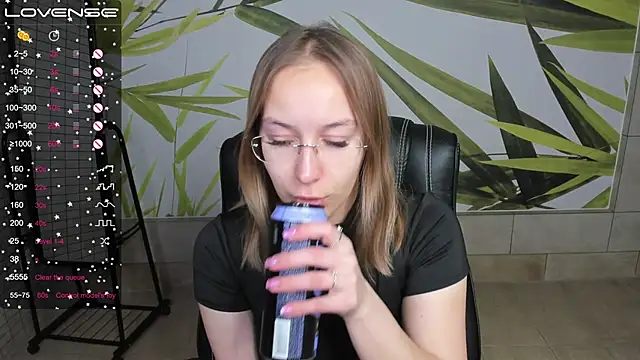 Snapshot of dina_sunshine chatting on 6, 3, 2026 dina sunshine online show from 6, 3, 2026