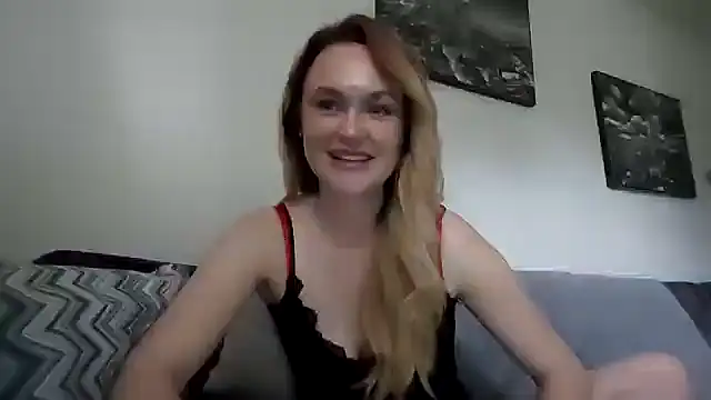 Rovelaa online show from 7, 7, 2026