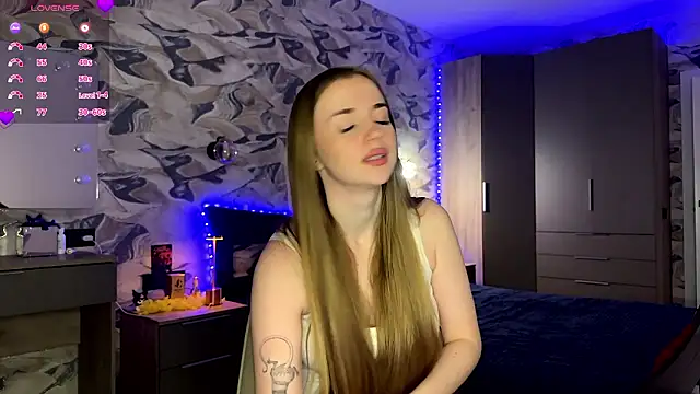 Snapshot of Jessica1West chatting on 8, 3, 2026 Jessica1West online show from 8, 3, 2026