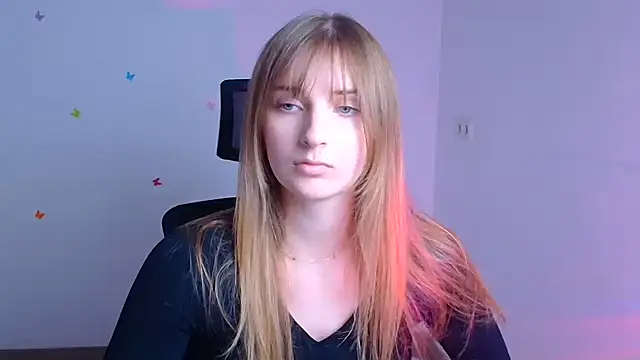 Snapshot of NeyliDream chatting on 6, 10, 2025 NeyliDream online show from 6, 10, 2025