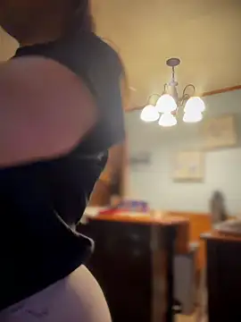 shortywidaphatty online show from 9, 4, 2026