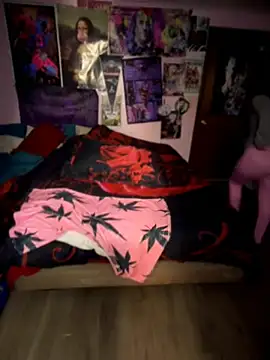 shortywidaphatty online show from 18, 4, 2026