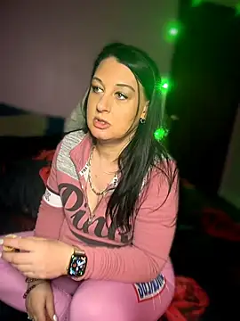 shortywidaphatty online show from 22, 4, 2026