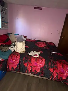 shortywidaphatty online show from 28, 4, 2026