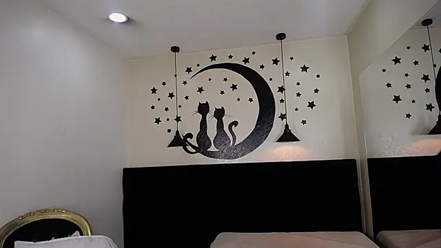 Aisha Noir online show from 29, 10, 2025