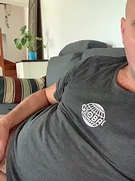 Marronglace1 online show from 21, 11, 2025