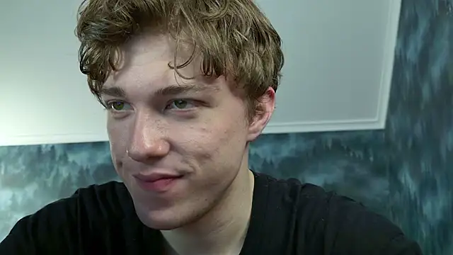 Snapshot of MarkShot_ chatting on 8, 11, 2025 MarkShot online show from 8, 11, 2025