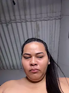 Snapshot of Yasmine__Hayat chatting on 13, 2, 2026 Yasmine Hayat online show from 13, 2, 2026