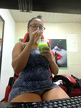 susan mooree online show from 4, 12, 2025