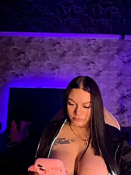 Snapshot of Megaan__More chatting on 7, 1, 2026 Megaan More online show from 7, 1, 2026