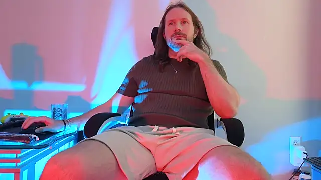 AlbinoAdonis online show from 20, 9, 2025