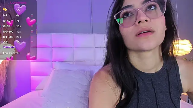 LunaBloomn online show from 28, 4, 2026