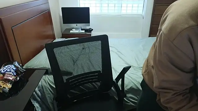 tightncuteass online show from 14, 9, 2025